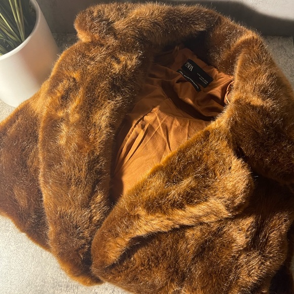 Zara Furl Caramel Coat - Picture 3 of 3